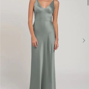 Jenny yoo bridesmaid! Beautiful worn once. One pull in the front and back